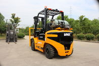 CNG / Lp Gas Forklift With Nissan K21Engine , Compact Electric Forklift