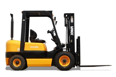 Xinda un carrello elevatore a diesel CPCD25 da 2,5 tonnellate con i pneumatici